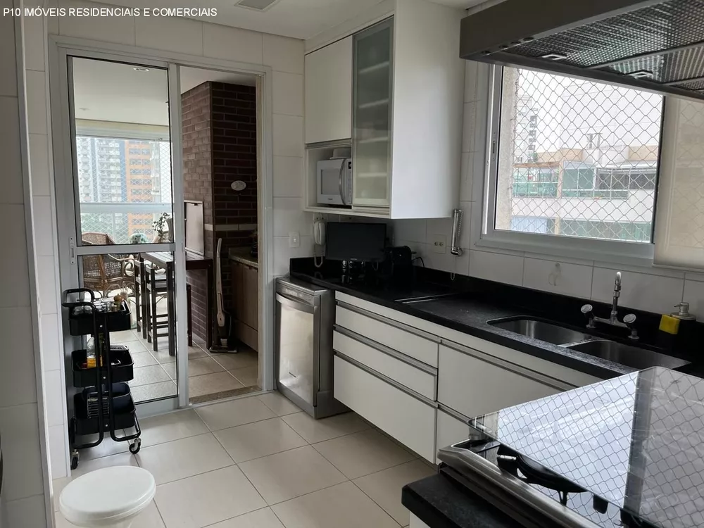 Apartamento à venda com 3 quartos, 141m² - Foto 7