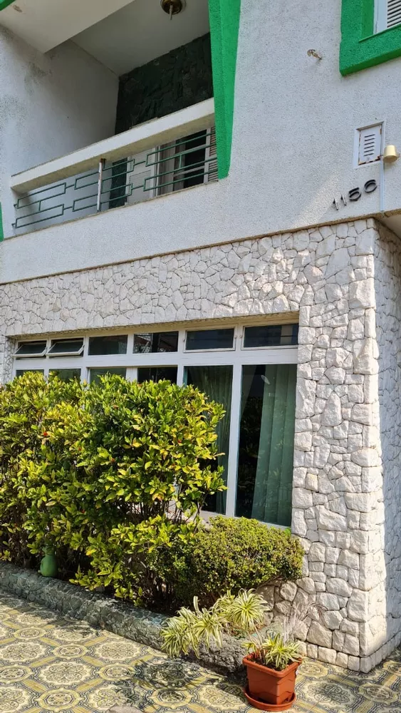 Sobrado à venda com 3 quartos, 424m² - Foto 1