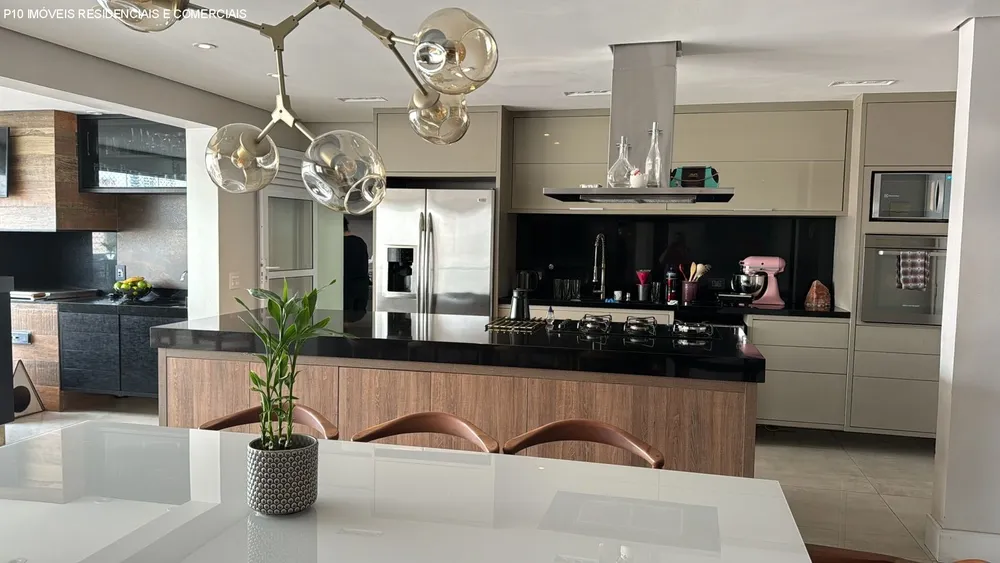 Apartamento, 3 quartos, 134 m² - Foto 2