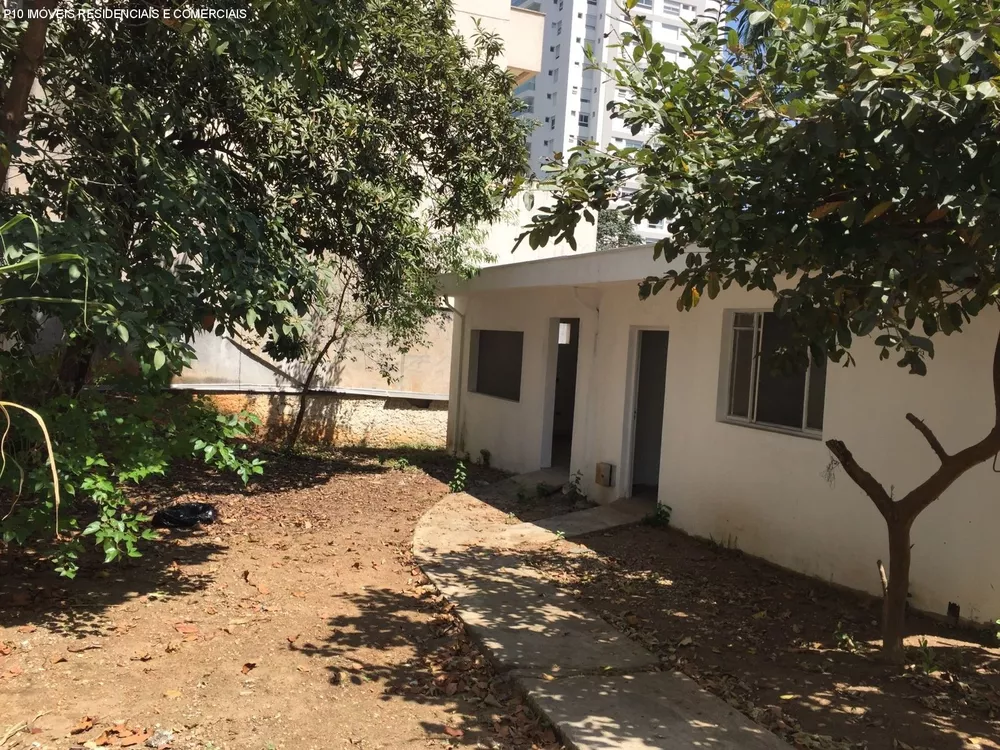 Casa à venda com 3 quartos, 625m² - Foto 2