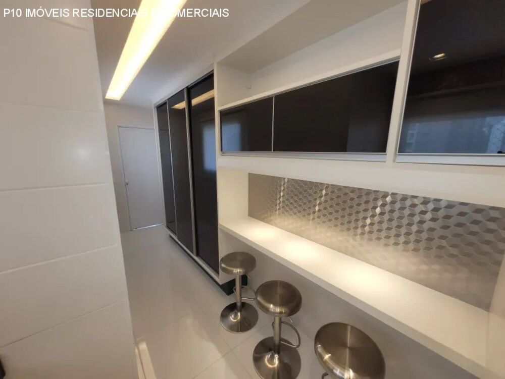 Cobertura à venda com 4 quartos, 300m² - Foto 16