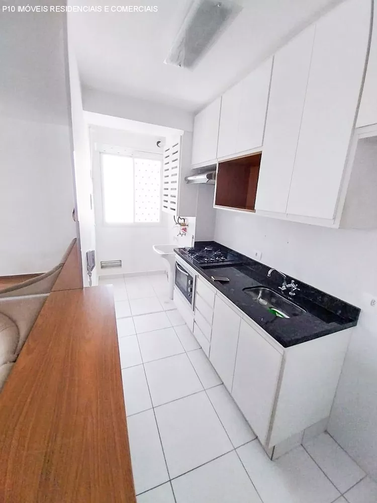 Apartamento à venda com 2 quartos, 45m² - Foto 4