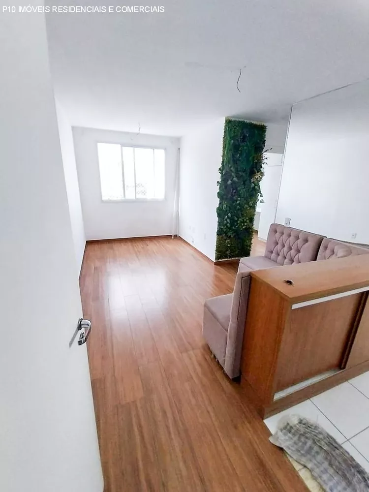 Apartamento à venda com 2 quartos, 45m² - Foto 1