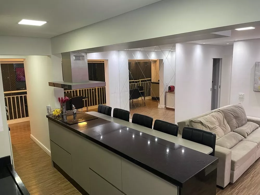 Apartamento à venda com 3 quartos, 96m² - Foto 2