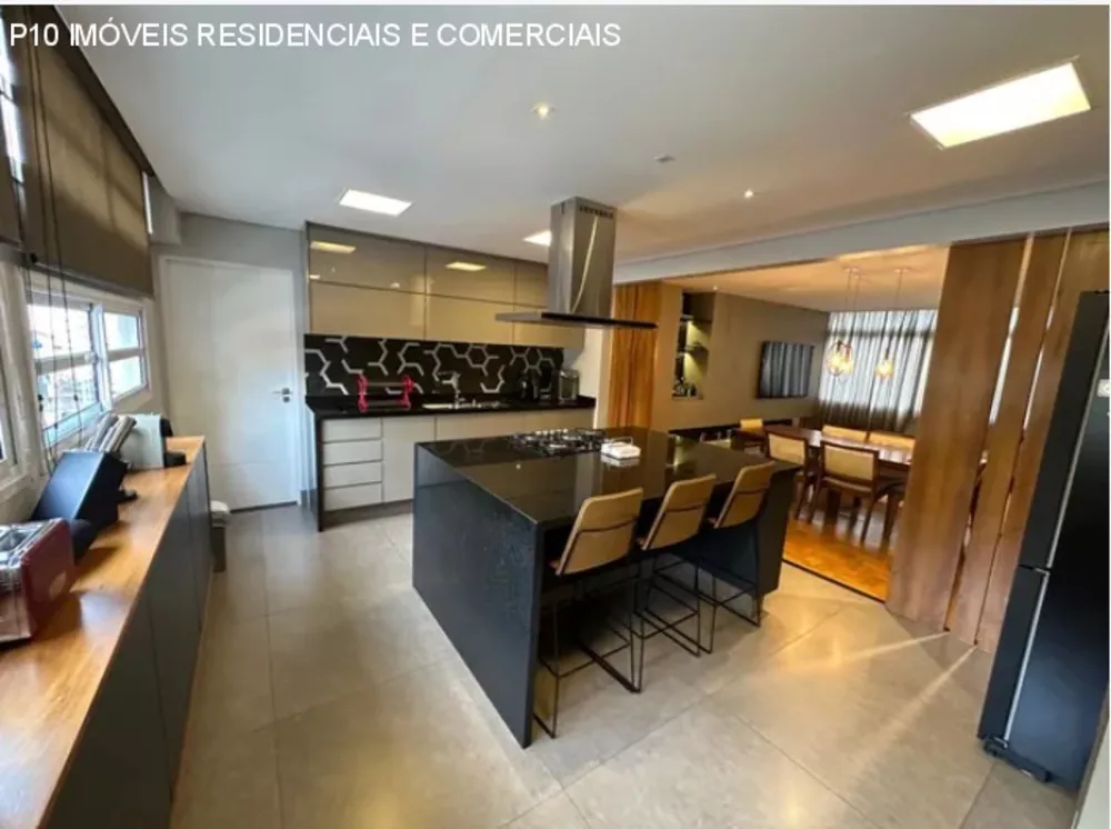 Apartamento à venda com 3 quartos, 148m² - Foto 2