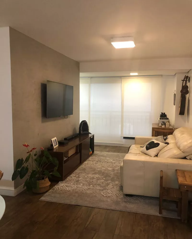 Apartamento à venda com 3 quartos, 104m² - Foto 1