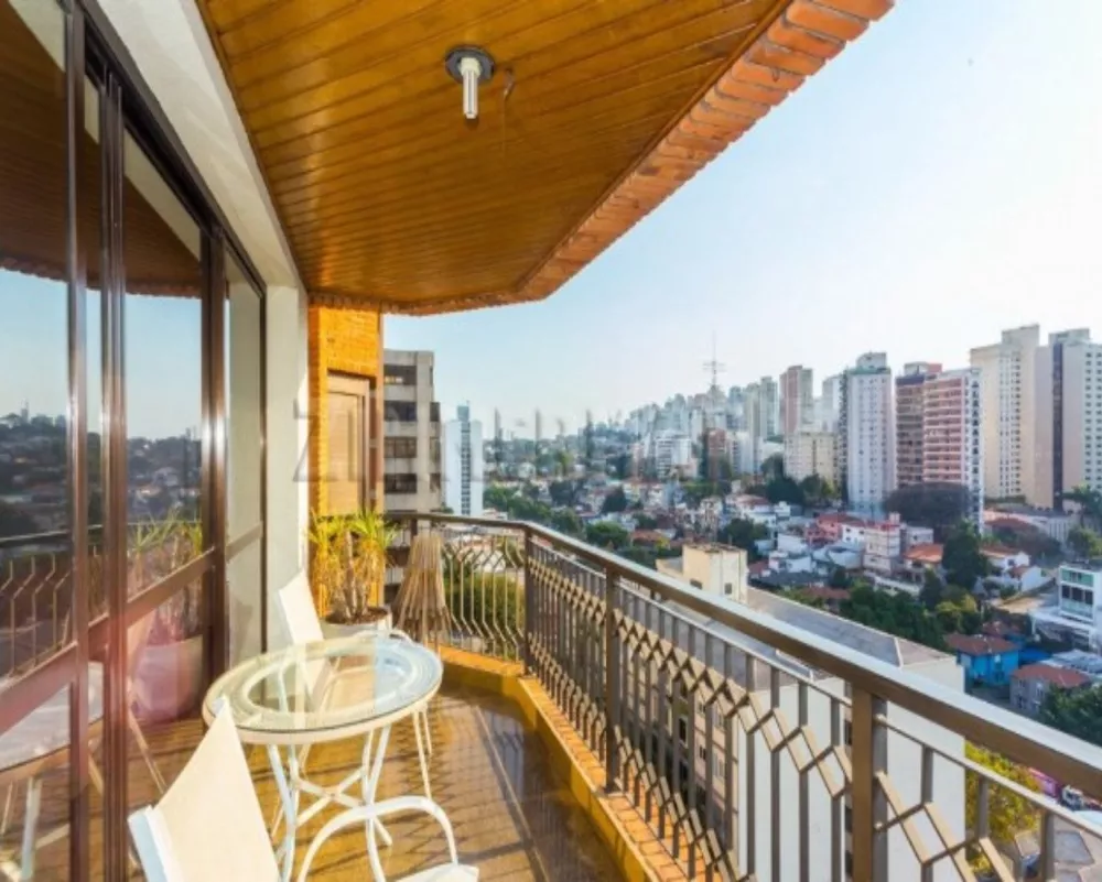 Apartamento à venda com 4 quartos, 158m² - Foto 1