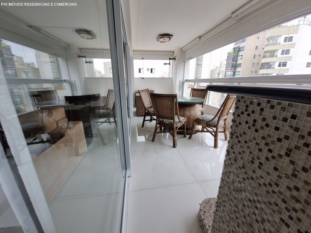 Apartamento, 3 quartos, 136 m² - Foto 1