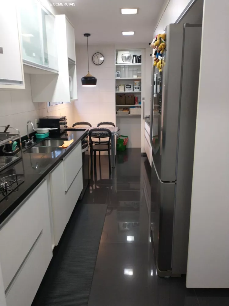 Apartamento à venda com 3 quartos, 171m² - Foto 8