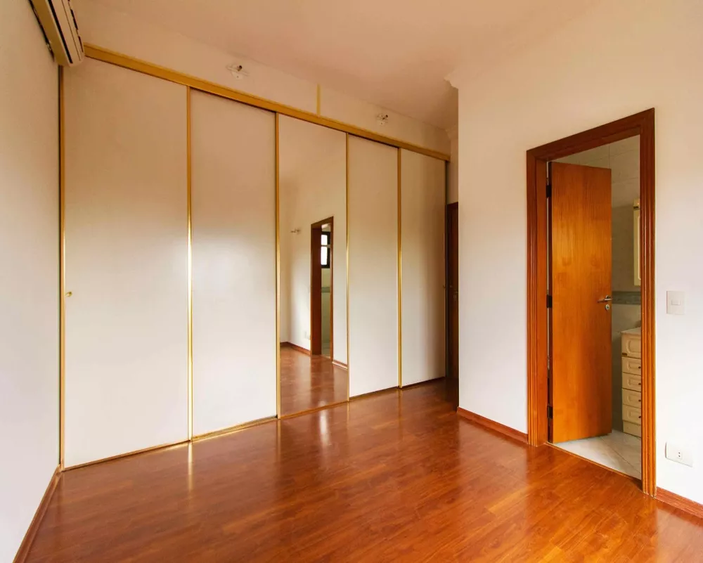 Apartamento à venda com 3 quartos, 283m² - Foto 4