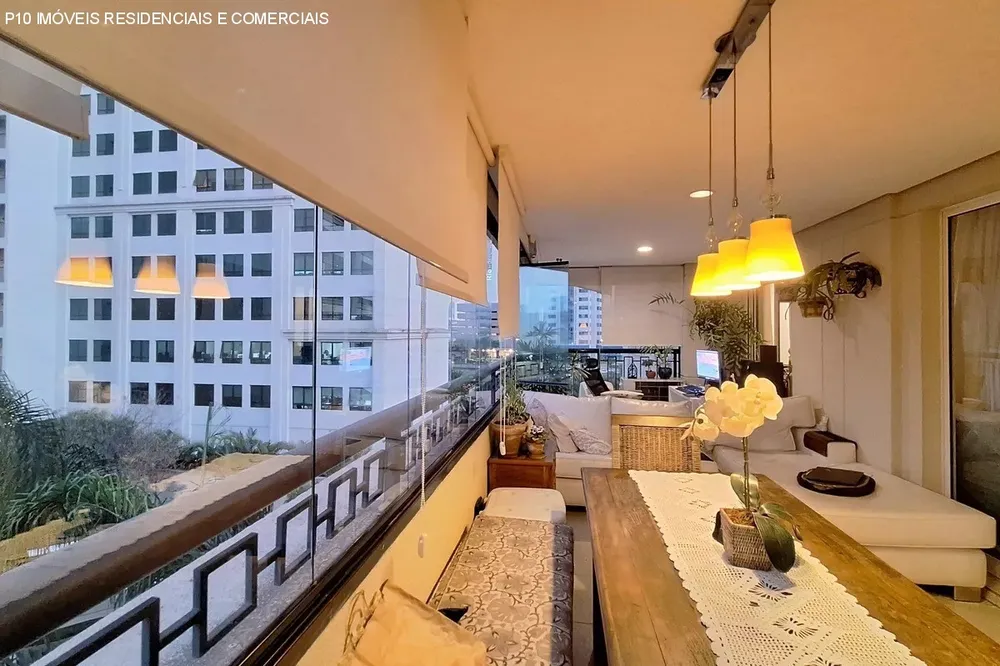Apartamento, 3 quartos, 167 m² - Foto 2