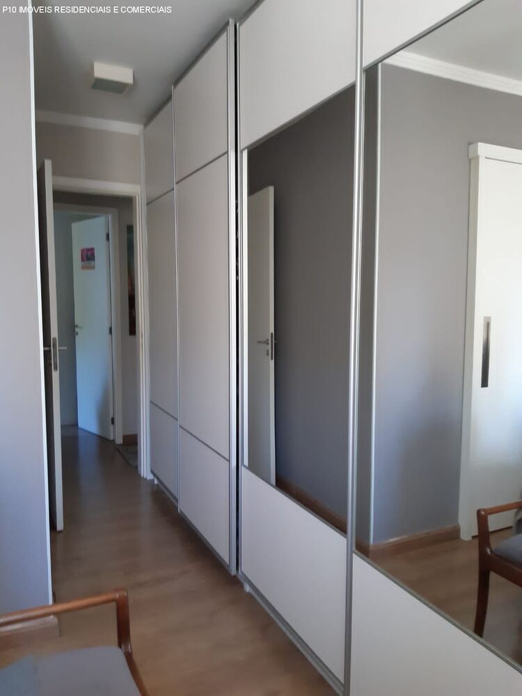 Apartamento à venda com 3 quartos, 96m² - Foto 2