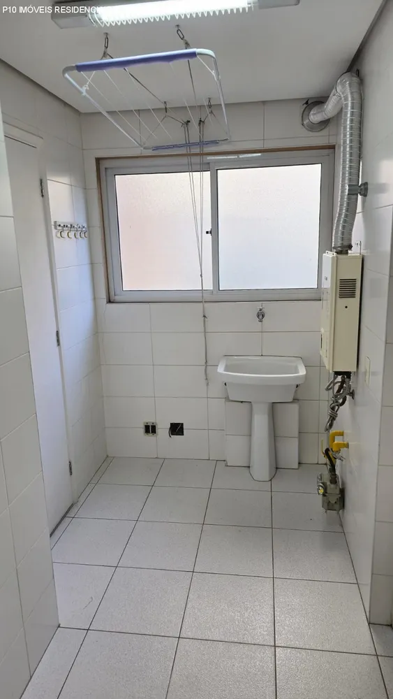 Apartamento, 3 quartos, 132 m² - Foto 2