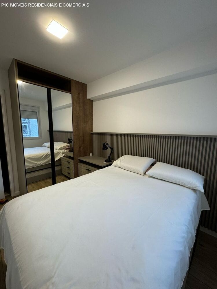 Apartamento à venda com 3 quartos, 108m² - Foto 2