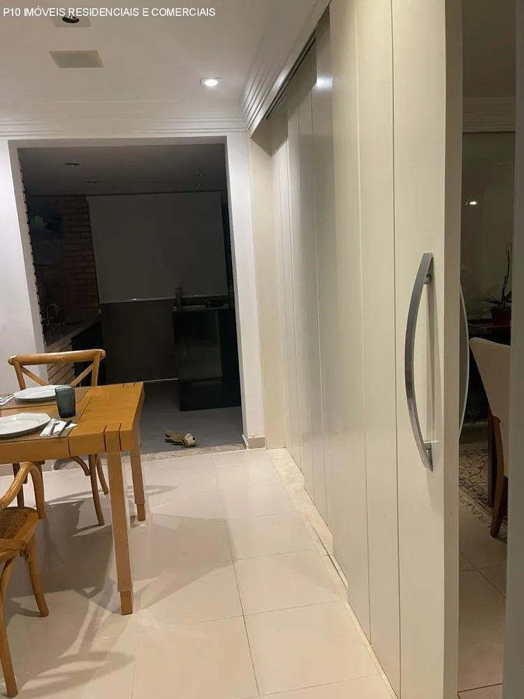 Apartamento, 3 quartos, 261 m² - Foto 2