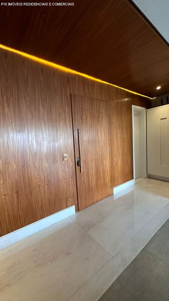 Apartamento, 3 quartos, 247 m² - Foto 2