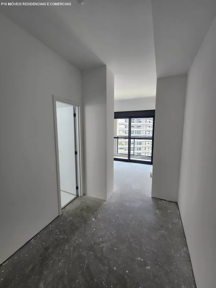 Apartamento à venda com 3 quartos, 162m² - Foto 4