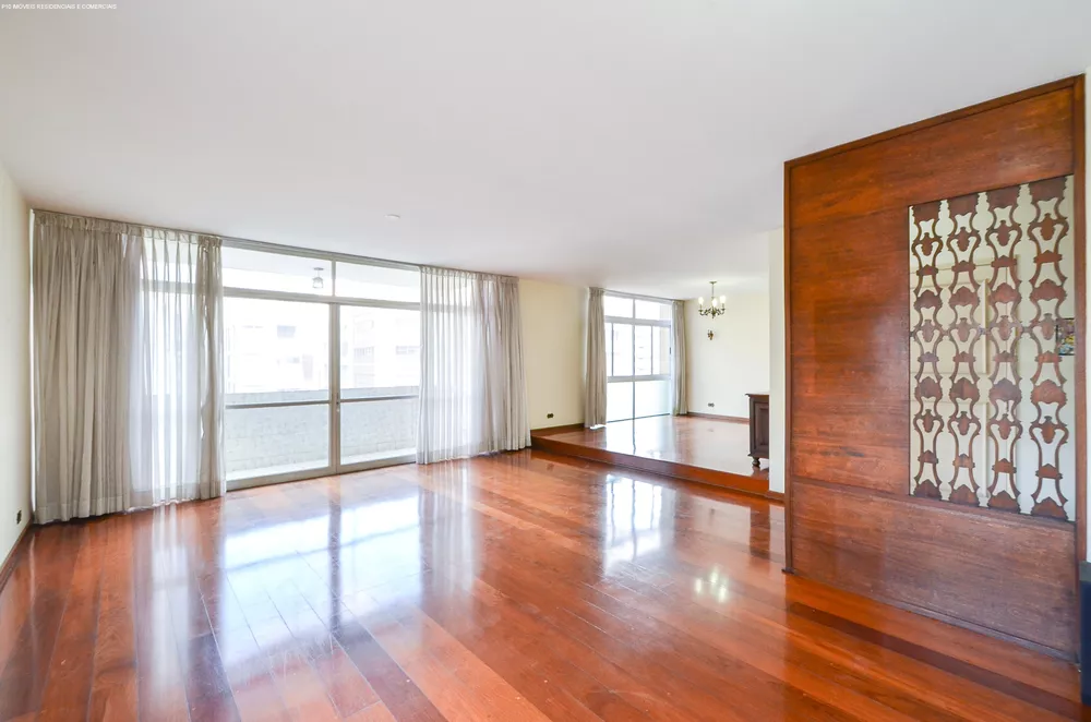 Apartamento à venda com 3 quartos, 210m² - Foto 1