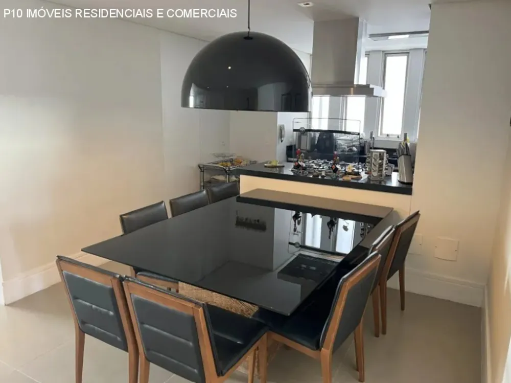 Apartamento, 3 quartos, 232 m² - Foto 1