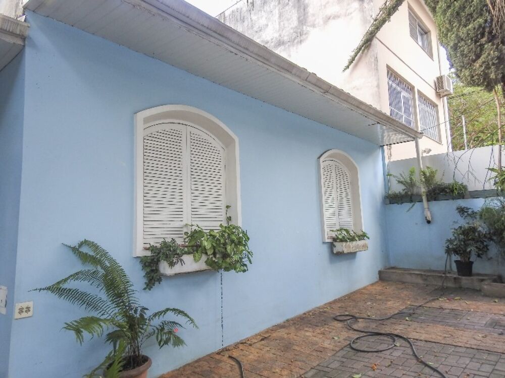 Casa, 3 quartos, 235 m² - Foto 1