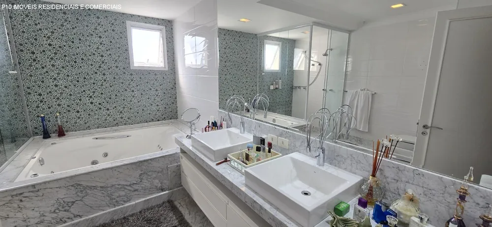 Apartamento, 3 quartos, 291 m² - Foto 1