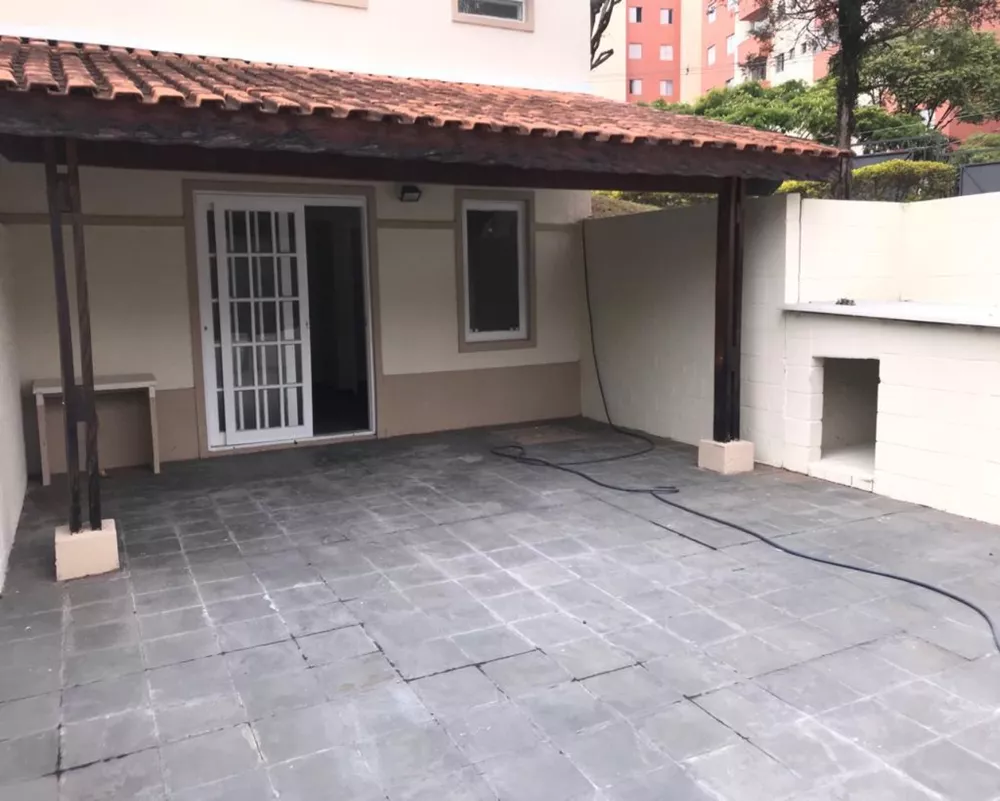 Casa de Condomínio à venda com 3 quartos, 145m² - Foto 2