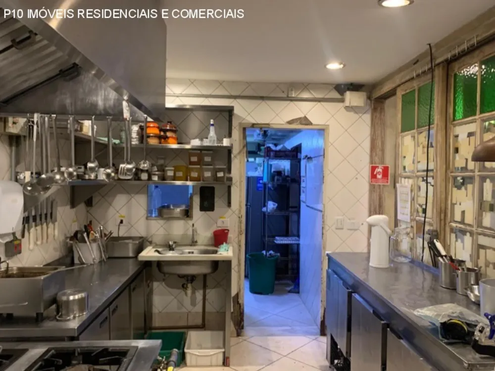 Prédio Inteiro - Foto 1