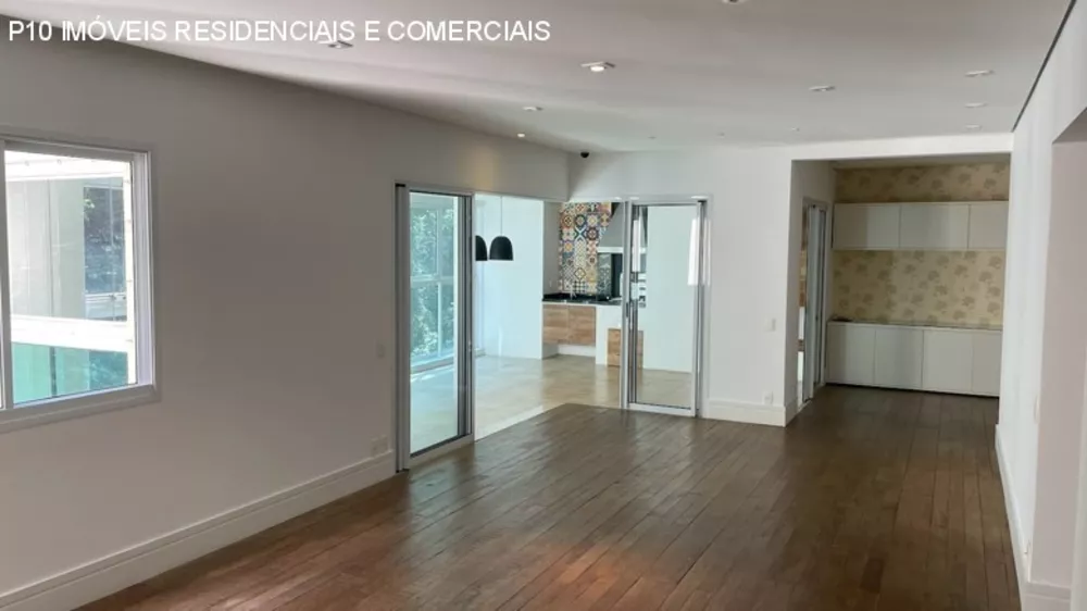 Apartamento à venda com 4 quartos, 207m² - Foto 3