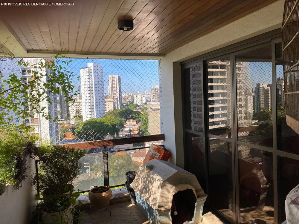 Apartamento à venda com 4 quartos, 209m² - Foto 2