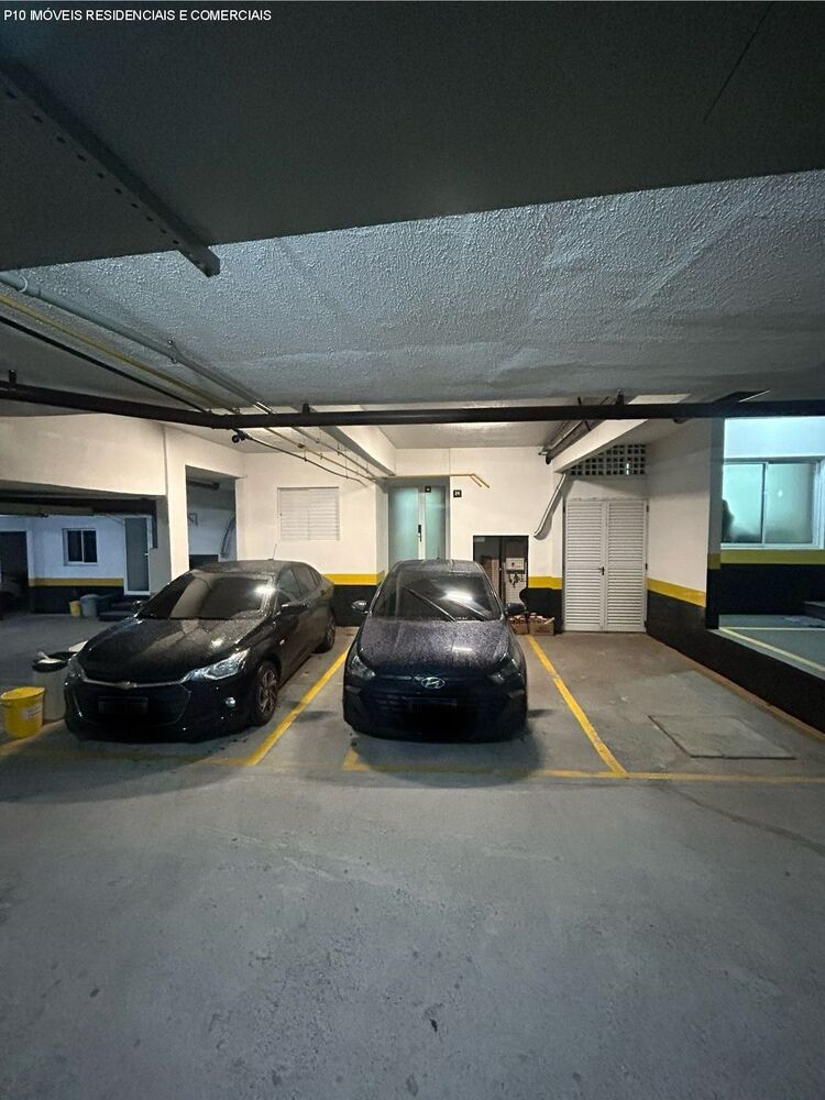 Casa de Condomínio à venda com 4 quartos, 270m² - Foto 32