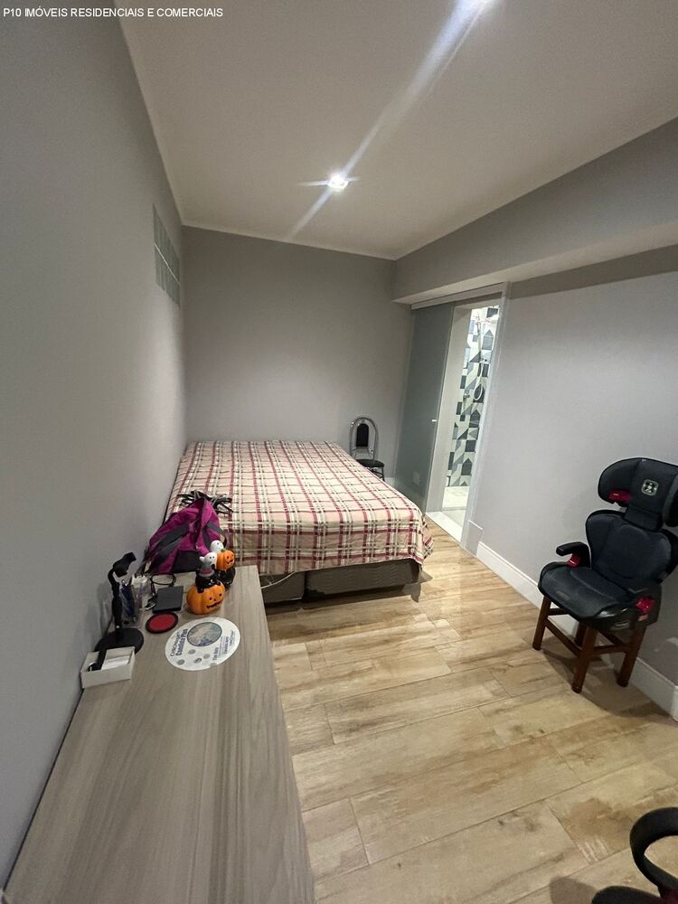 Casa de Condomínio à venda com 4 quartos, 270m² - Foto 20