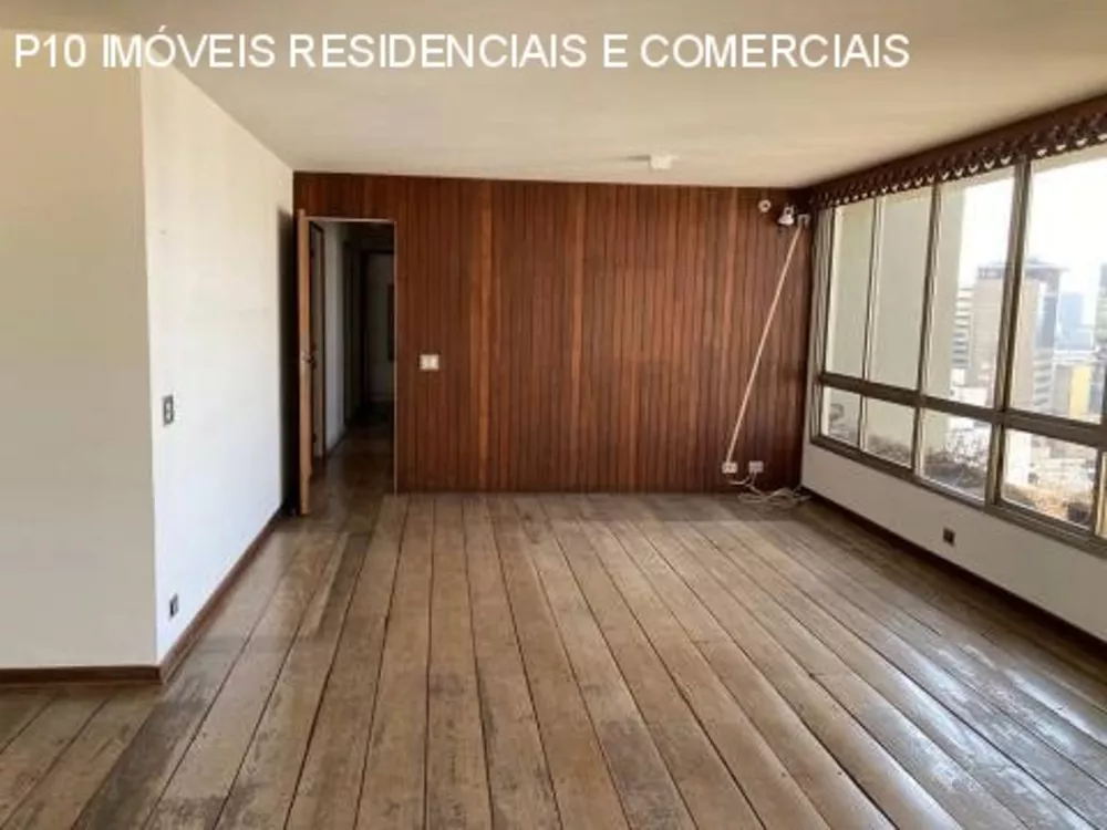 Apartamento à venda com 3 quartos, 155m² - Foto 2