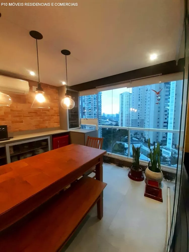 Apartamento à venda com 2 quartos, 77m² - Foto 1