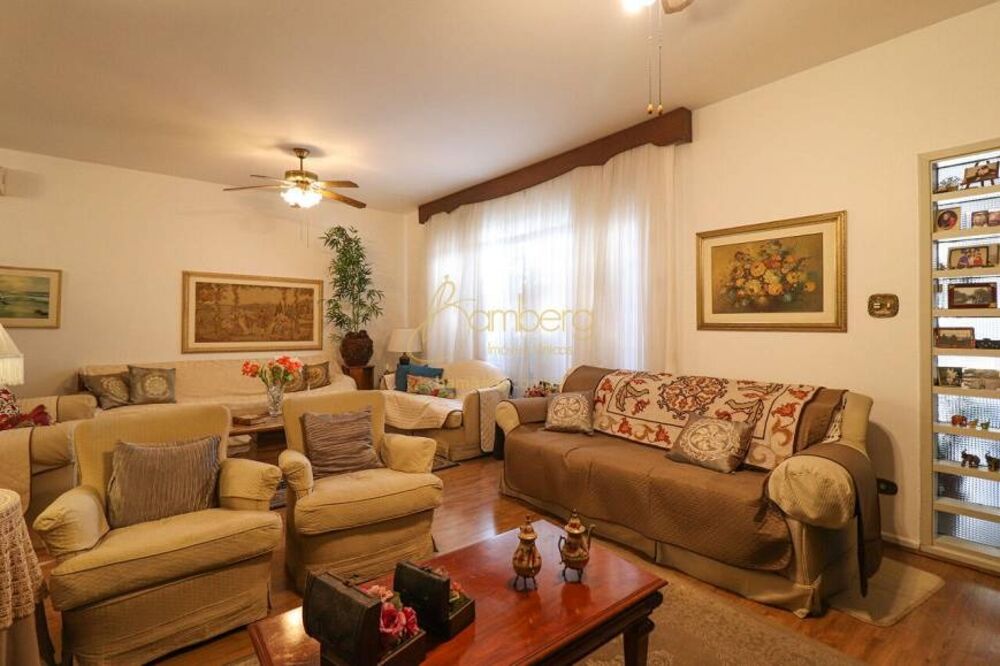 Casa, 3 quartos, 300 m² - Foto 1