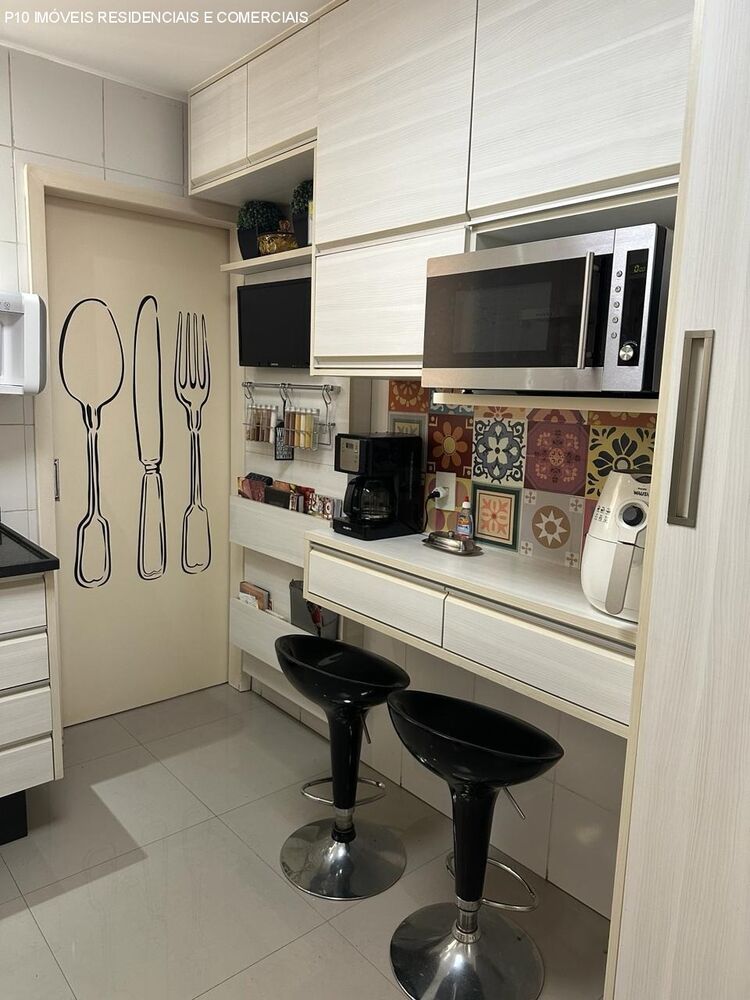 Apartamento, 3 quartos, 107 m² - Foto 1