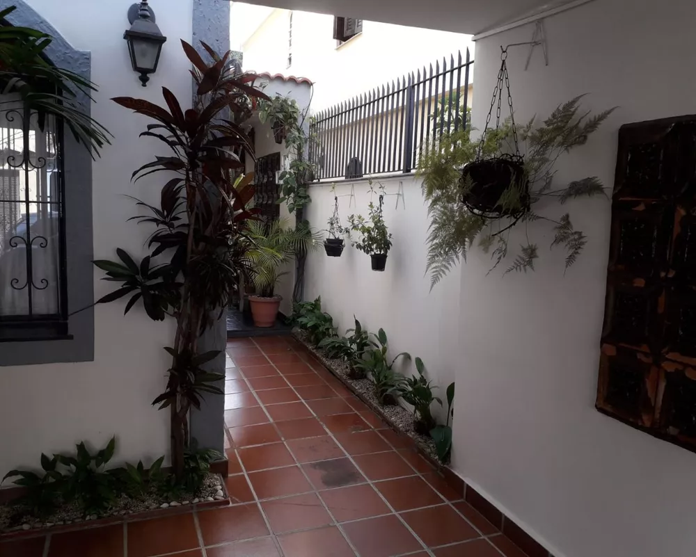 Casa à venda com 3 quartos, 175m² - Foto 4