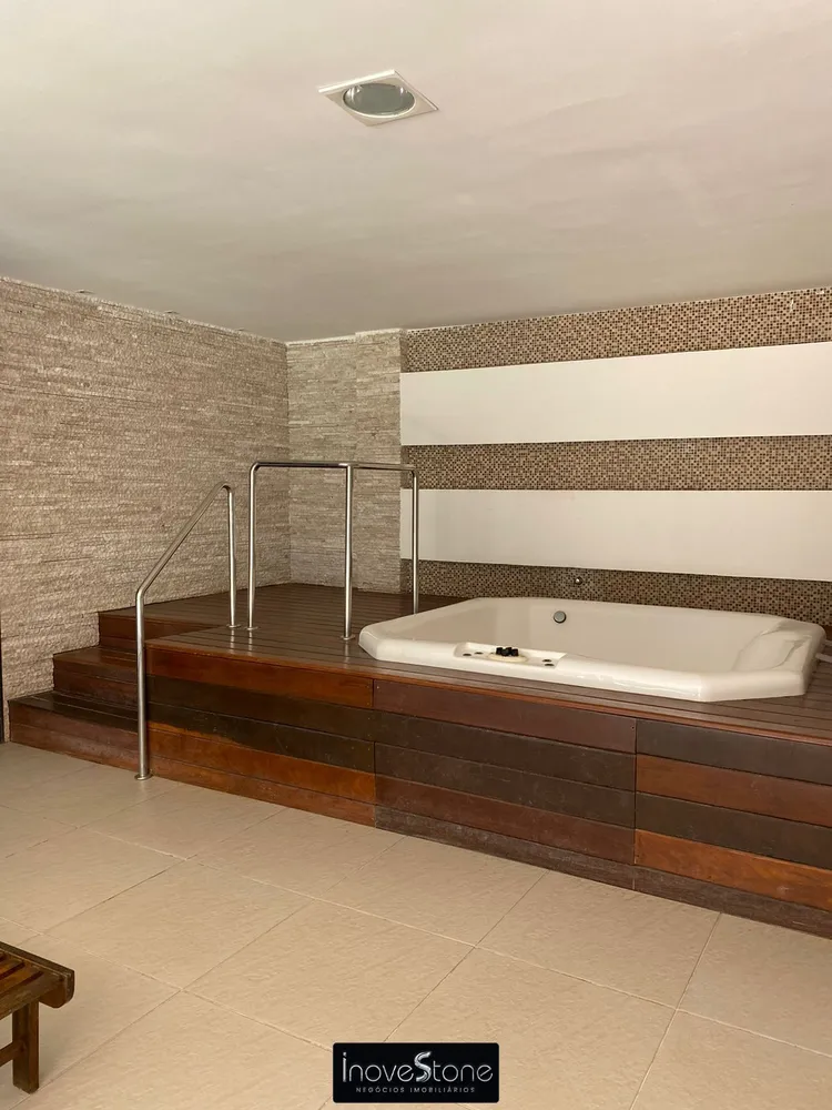 Apartamento, 3 quartos, 130 m² - Foto 2