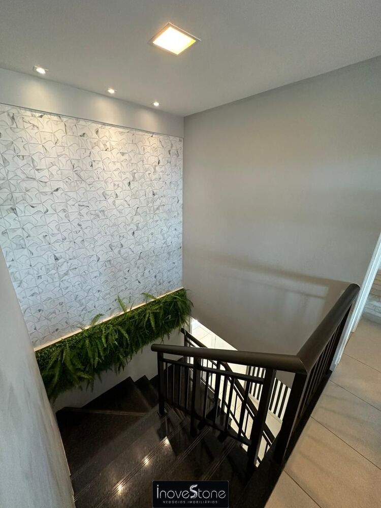 Apartamento, 3 quartos, 176 m² - Foto 2