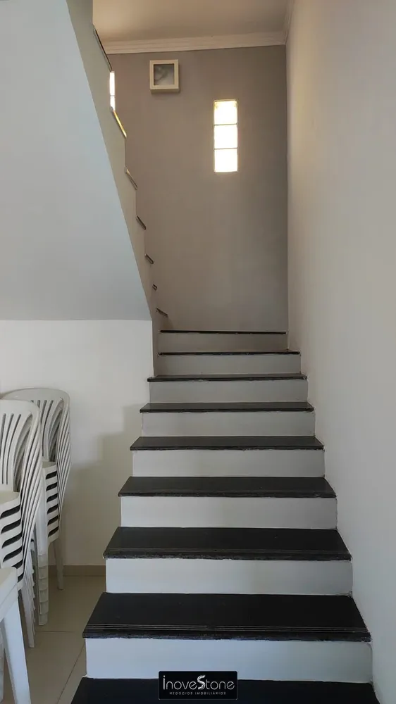 Casa, 4 quartos, 270 m² - Foto 11