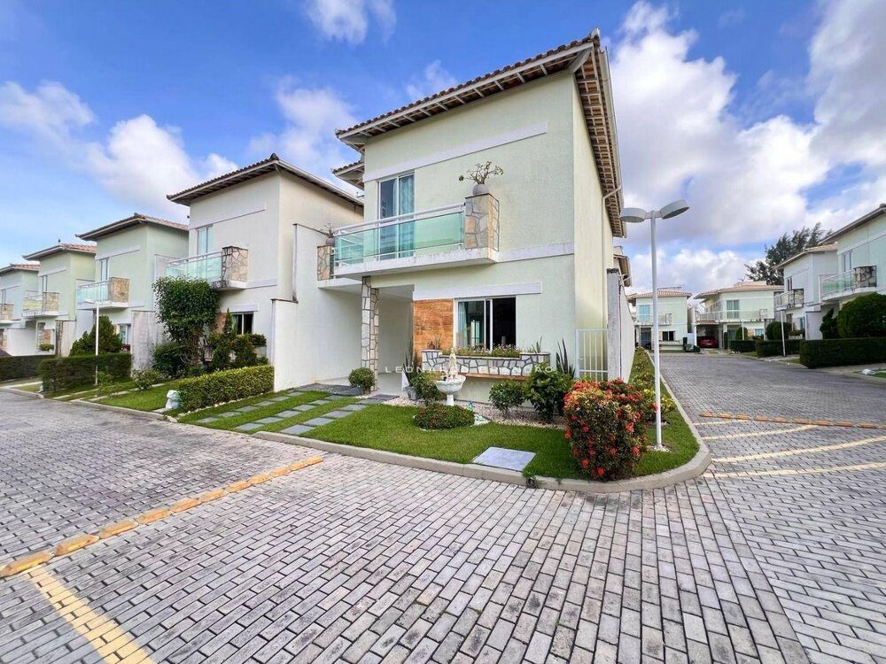 Casa de Condomínio à venda com 3 quartos, 145m² - Foto 2