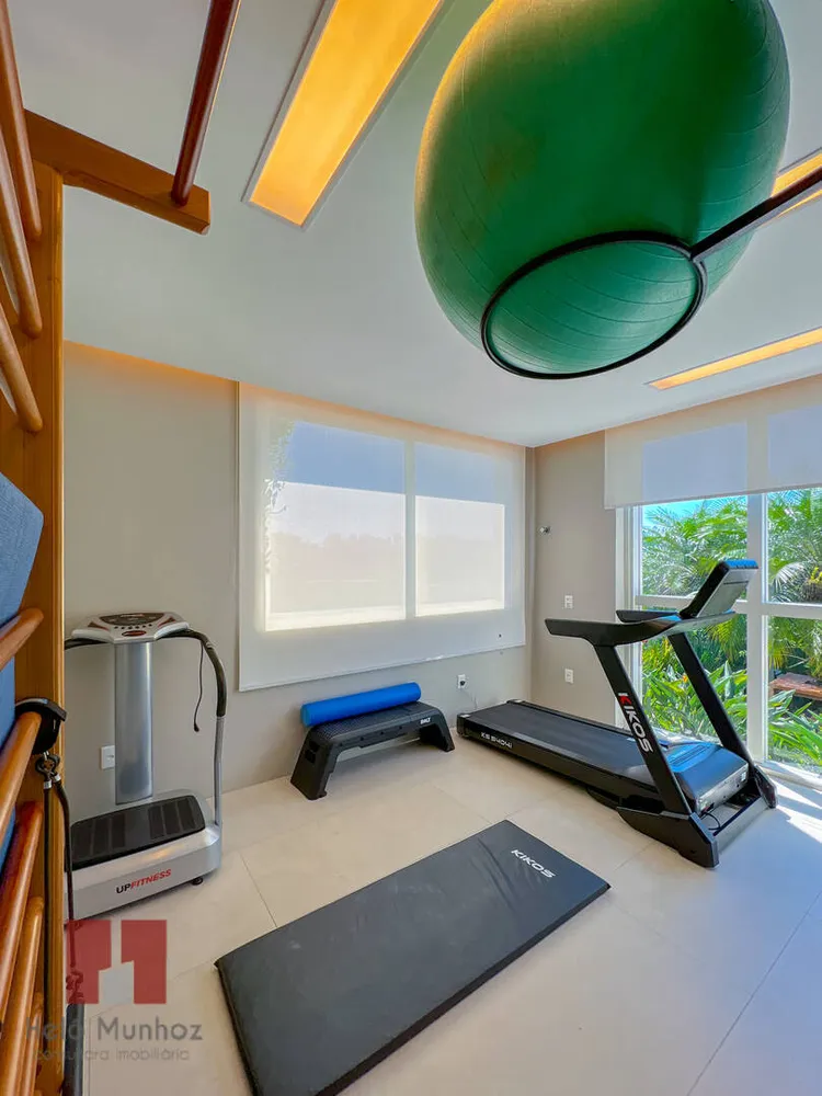Casa, 4 quartos, 885 m² - Foto 1