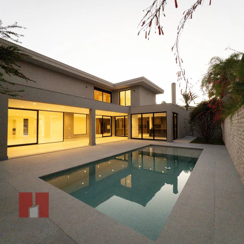 Casa, 4 quartos, 640 m² - Foto 1
