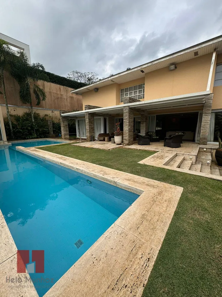 Casa, 4 quartos, 942 m² - Foto 1