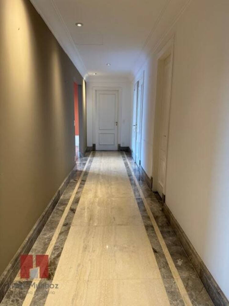 Apartamento à venda com 4 quartos, 317m² - Foto 2