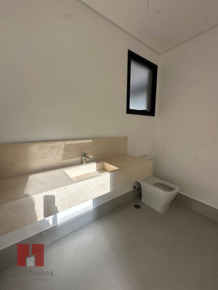 Casa, 4 quartos, 439 m² - Foto 1
