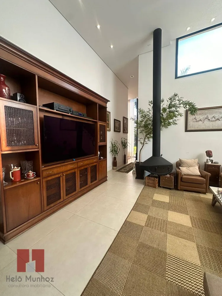 Casa, 3 quartos, 340 m² - Foto 3