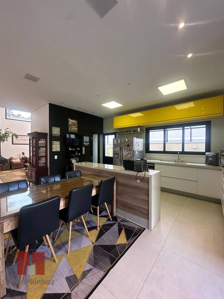 Casa, 3 quartos, 340 m² - Foto 14