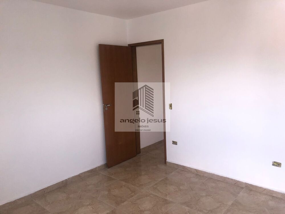 Sobrado à venda com 3 quartos, 152m² - Foto 2