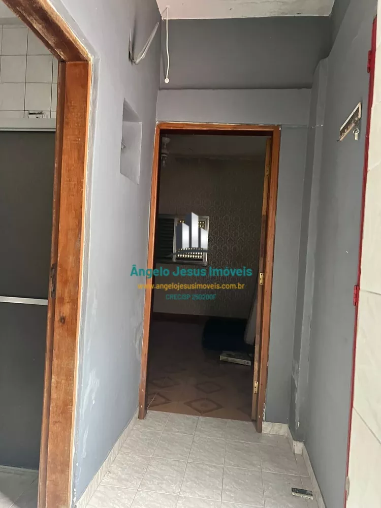 Casa à venda com 2 quartos, 130m² - Foto 3