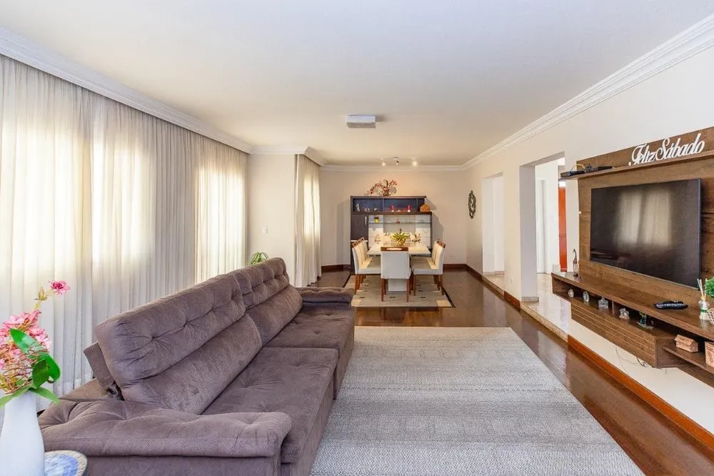 Apartamento, 3 quartos, 185 m² - Foto 1